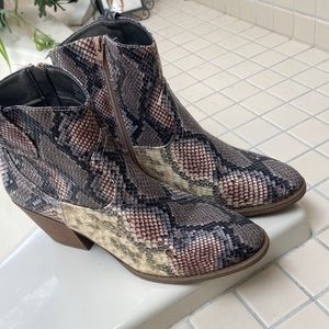 Brand new snakeskin vegan leather boots size 9.5 never worn